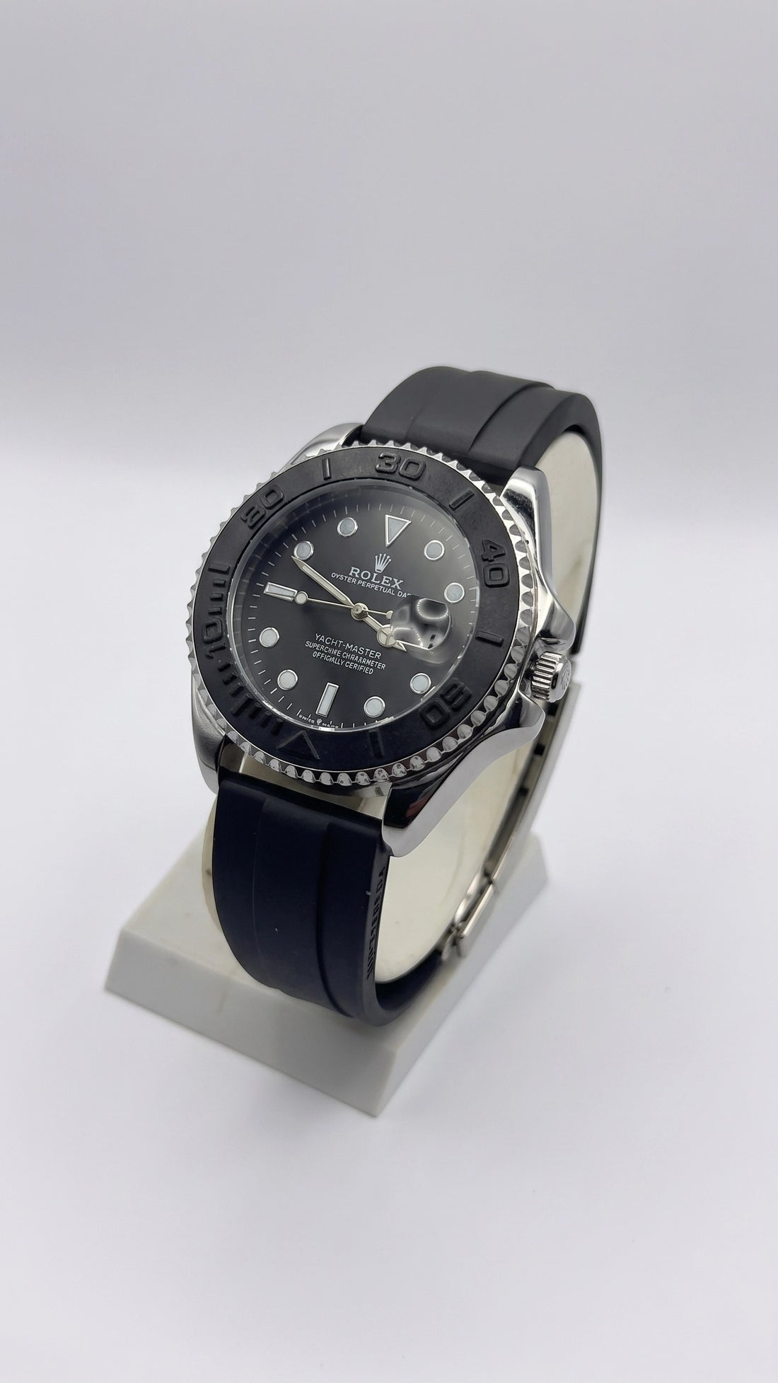 Rolex Yacht-Master Style Watch – Black Rotating Bezel Rubber Strap